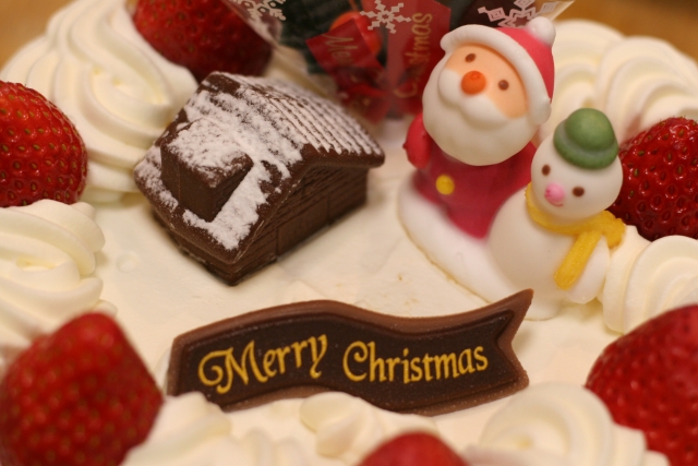 アナ雪2のクリスマスケーキ 19 予約方法や購入可能店舗 特典は ひ ちゃんママお気楽散歩道